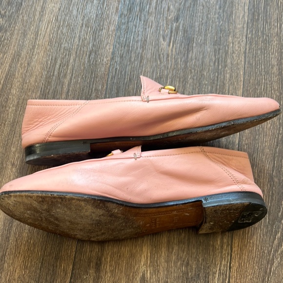 Gucci Blush Loafers - Picture 6 of 12